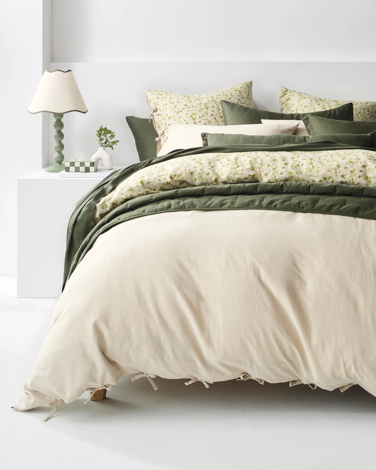 Cleo Clover Linen/Cotton Quilt Cover Set 4 of 6