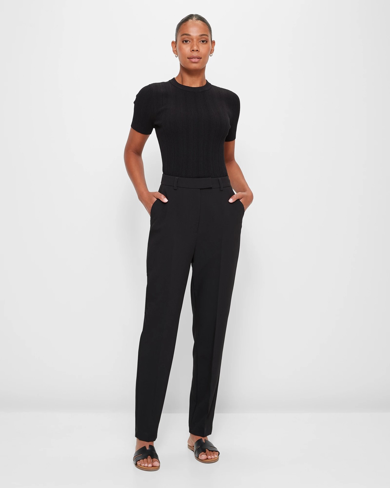 Tapered High Waist Pants In Black