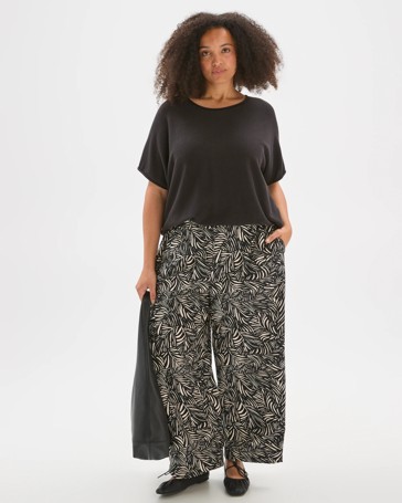 Plus Size Tie Front Pants