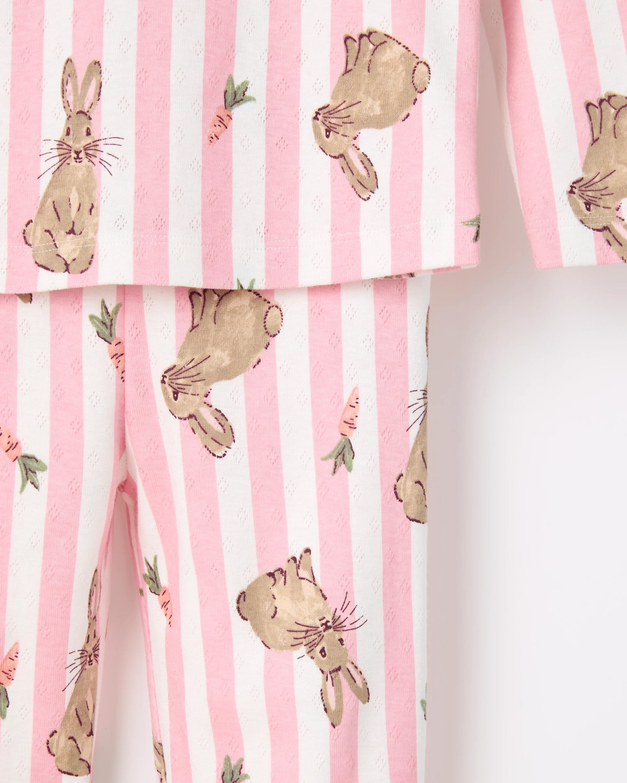 370_72052556_6+370T7205