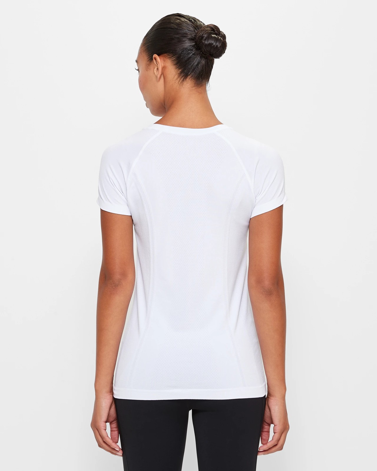 230_69029813_4+27E7D4