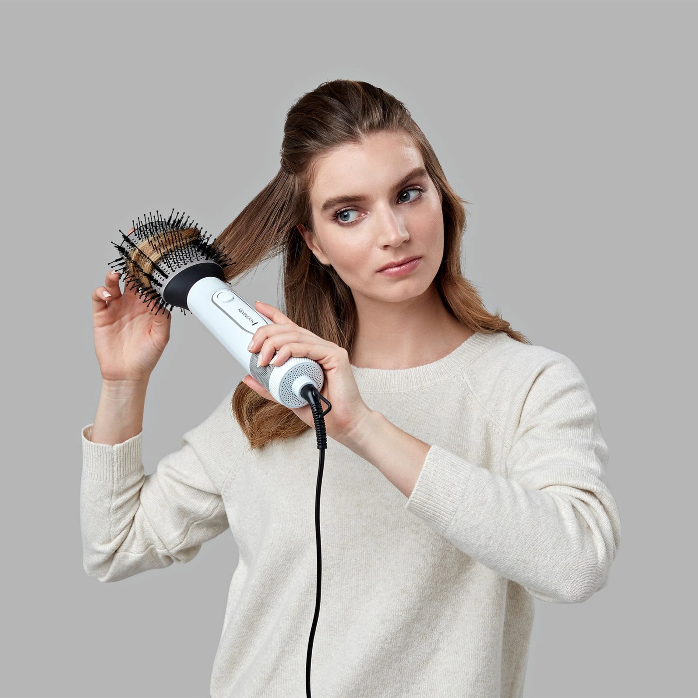 Remington Hydroluxe Volumising Blow Dry Brush 4 of 6