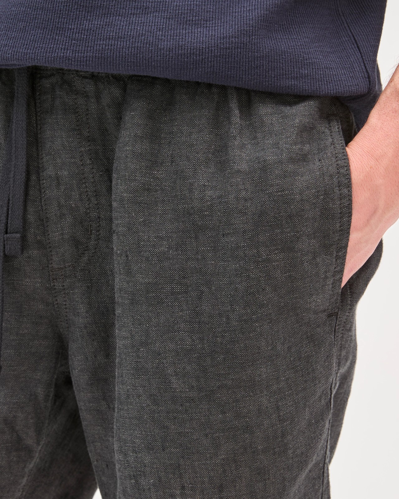 European Linen Shorts - Black 5 of 5