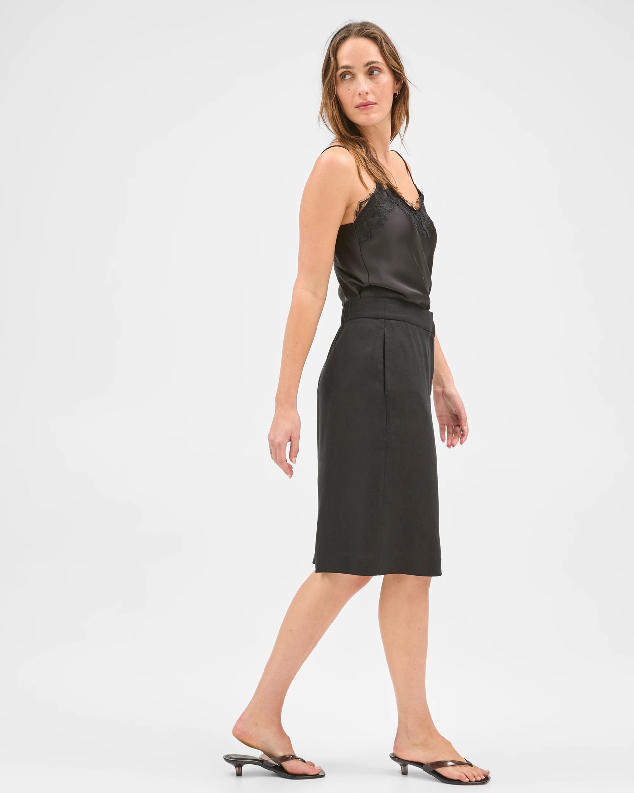 Preview Linen Blend Tailored Pencil Skirt - Black 4 of 5