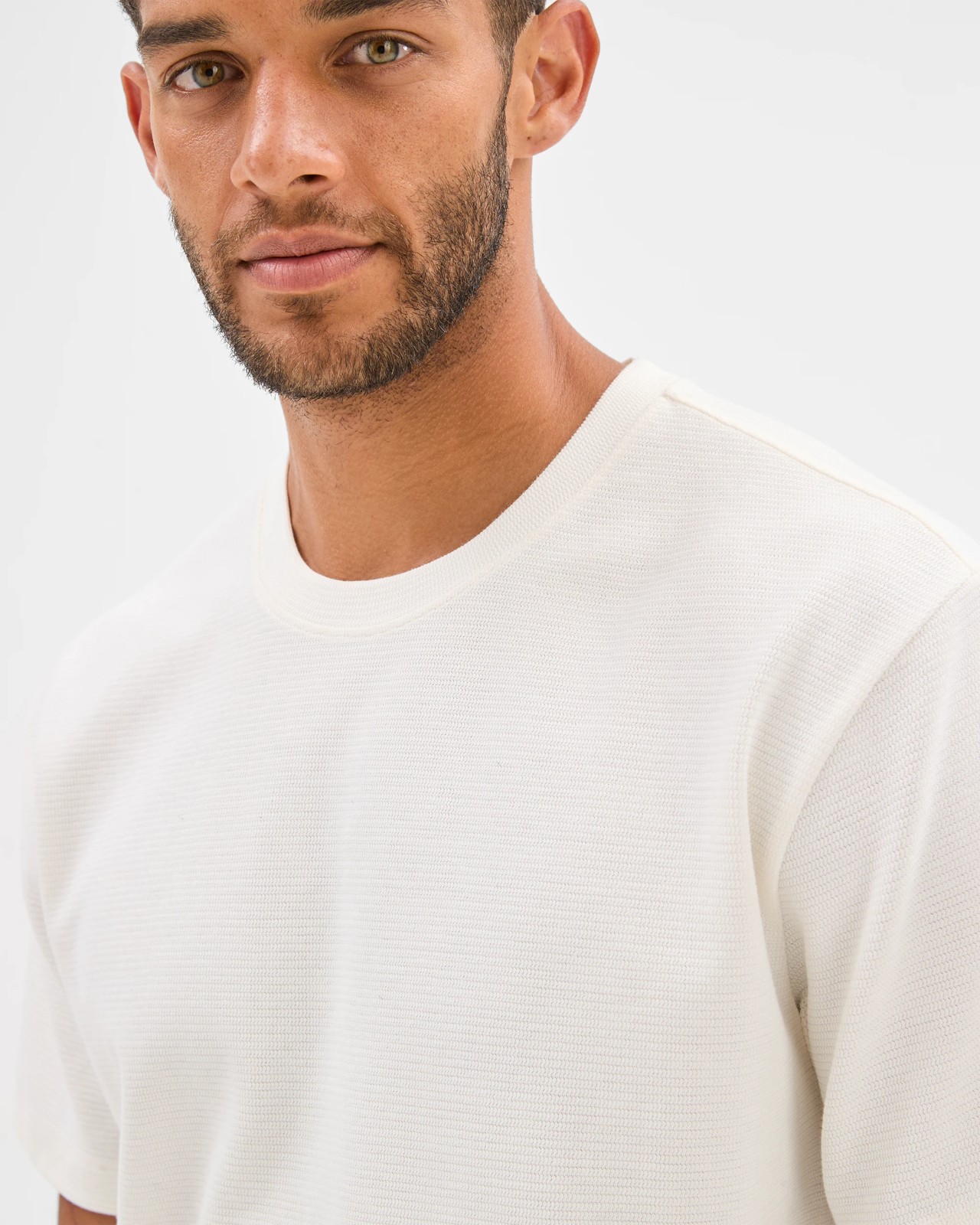 415_71998930_5+415T7199