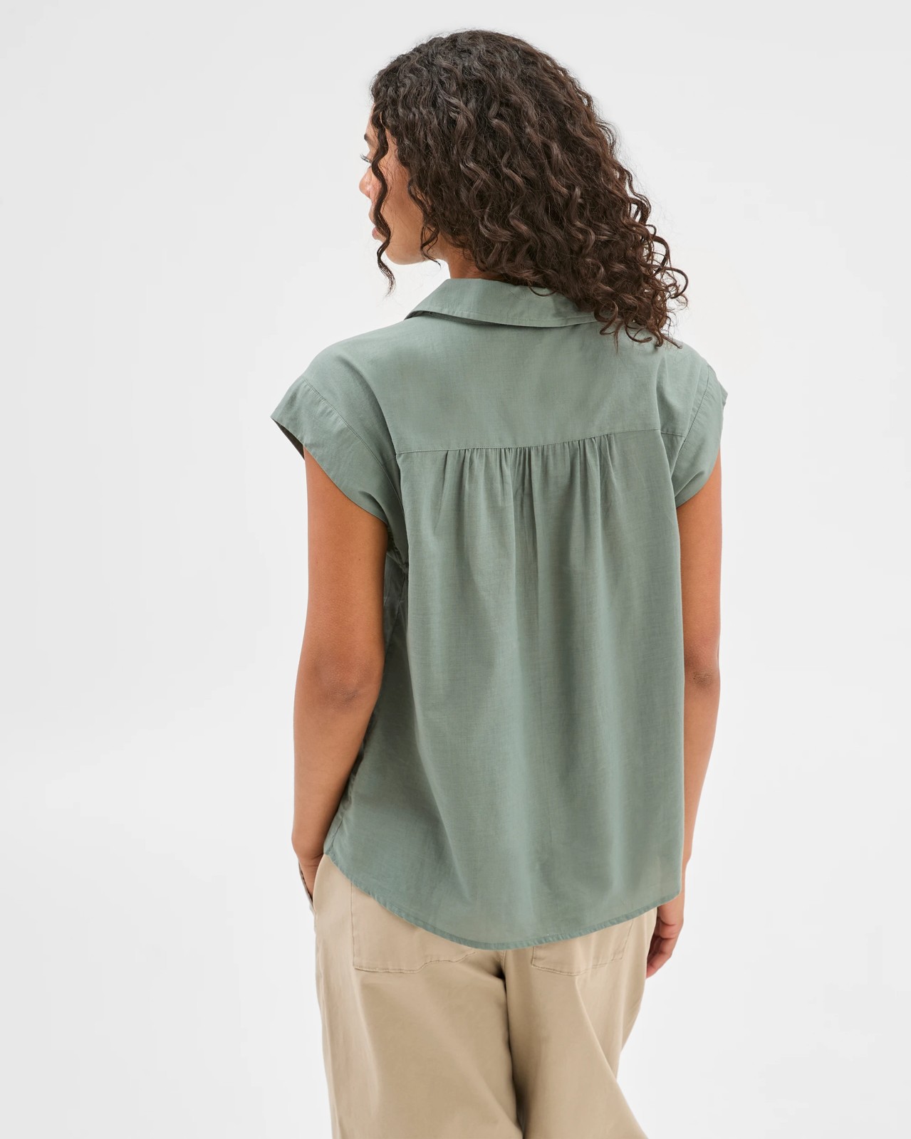 225_71627243_6+225T7162