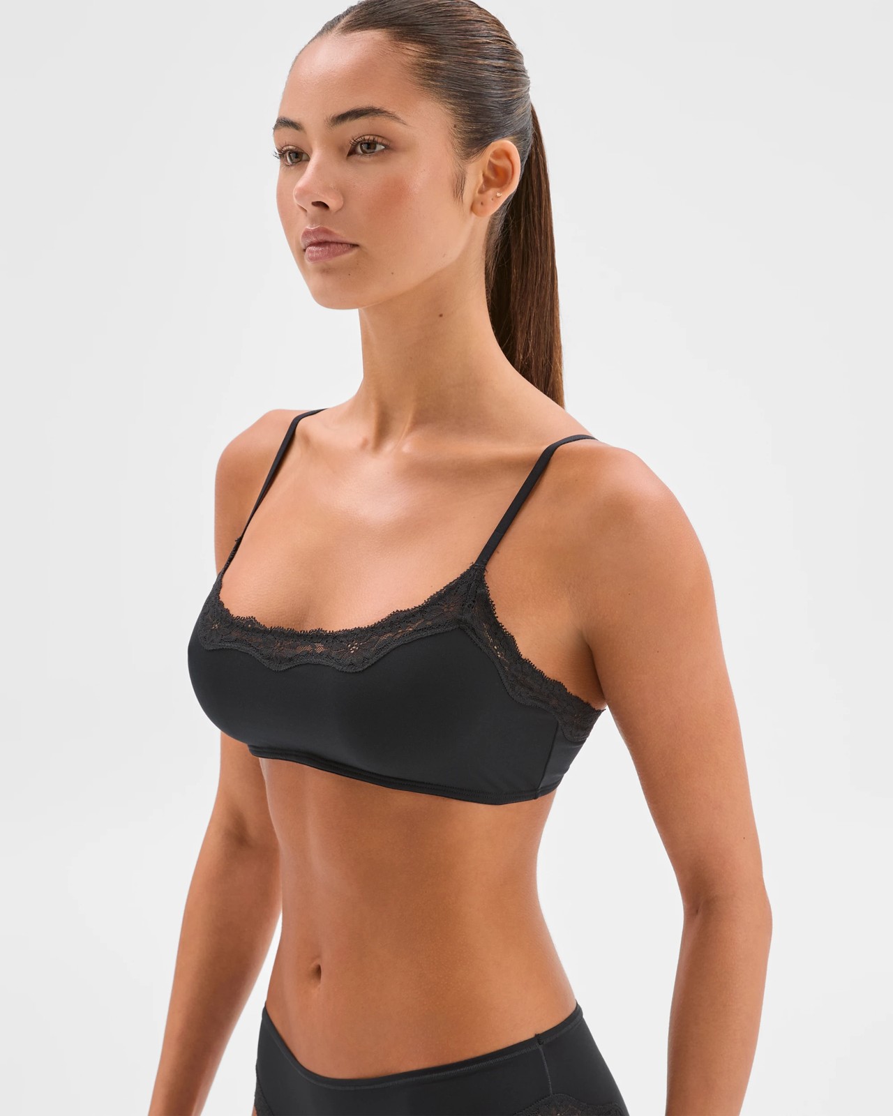 Bonds Womens Bases Flex Lace Bralette 3 of 4