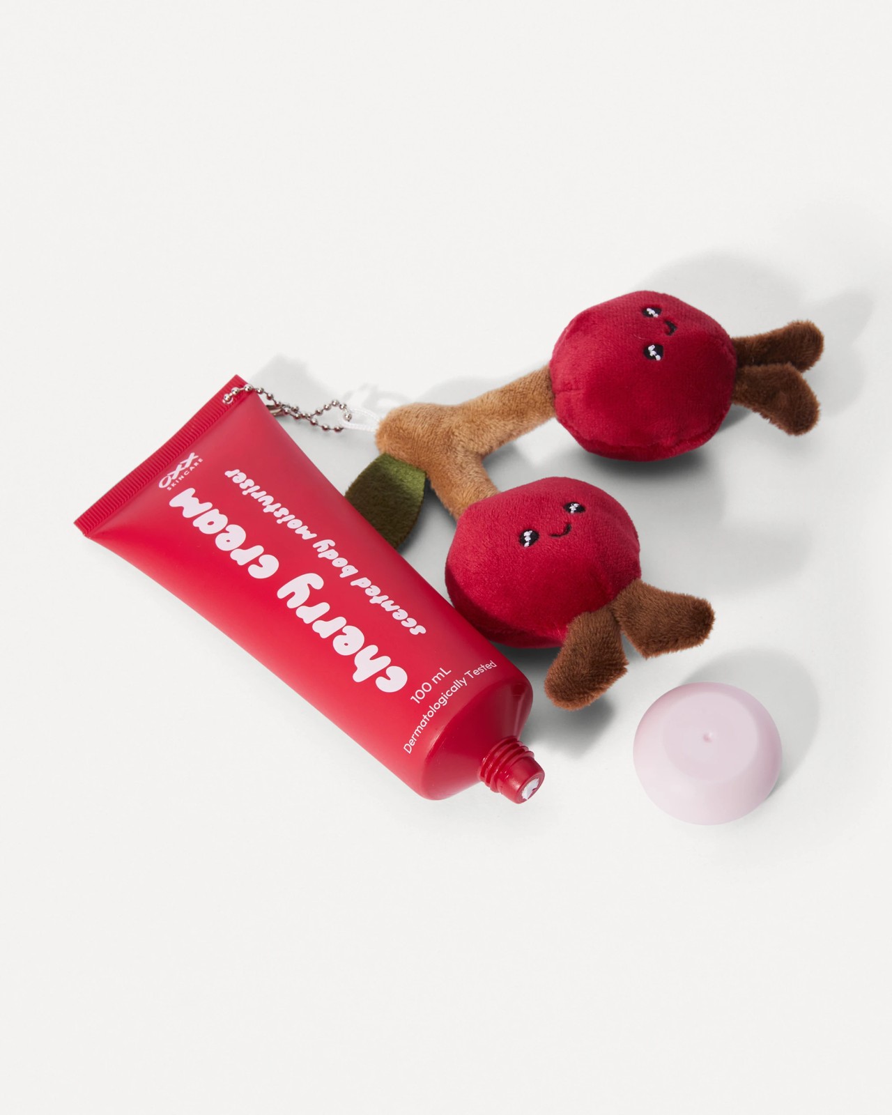 OXX Skincare Cherry Cream Scented Body Moisturiser 100ml 2 of 4