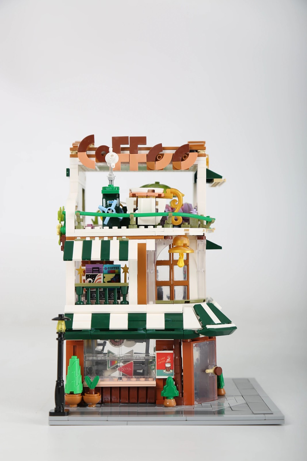 Anko 1075 Piece Mini Blocks Building Series: Coffee Shop 5 of 5
