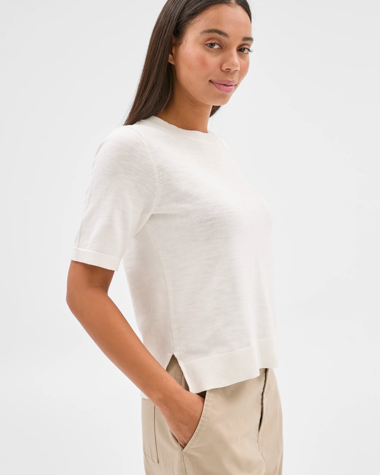 220_72023167_4+220T7202