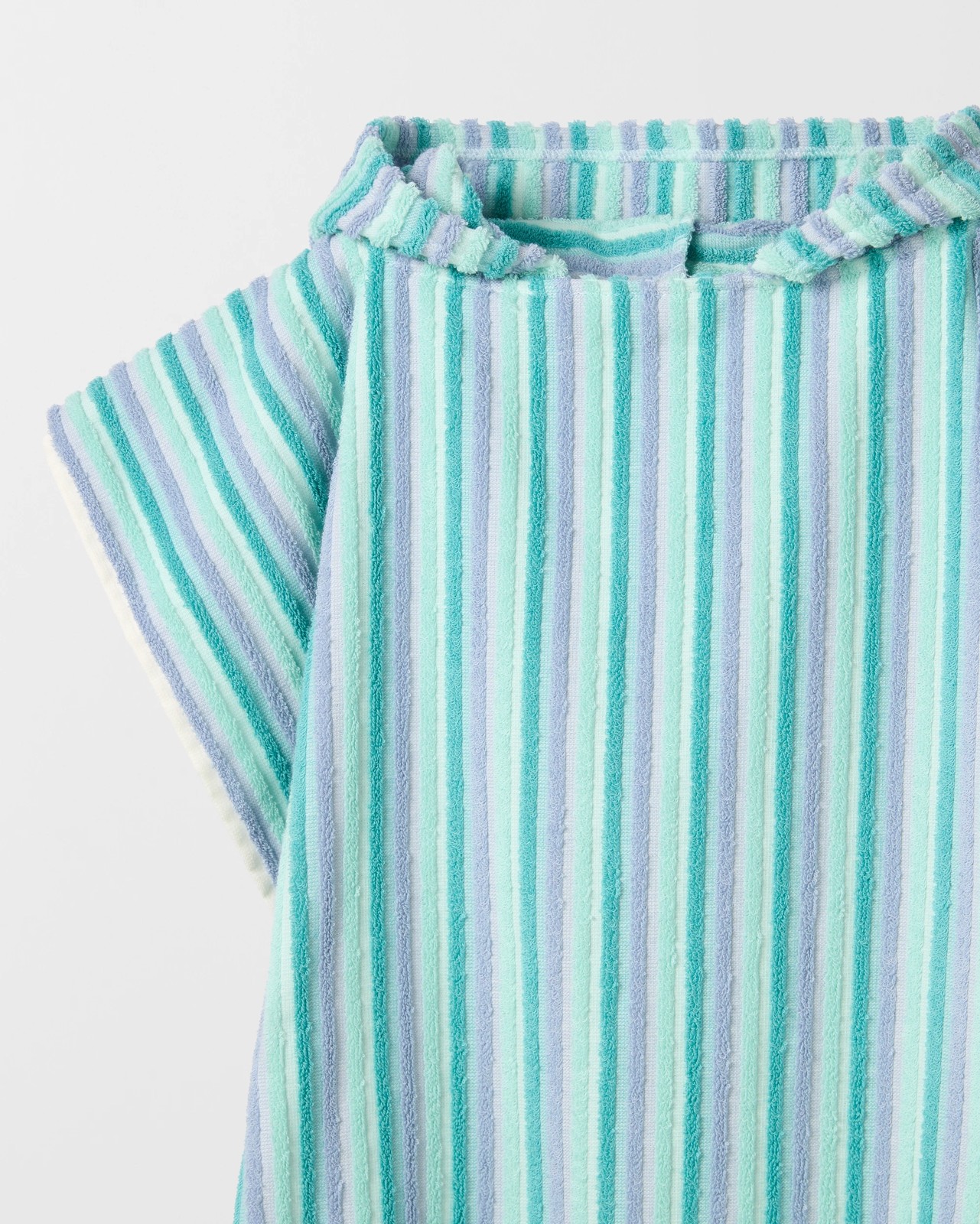 590_71574240_2+590T7157