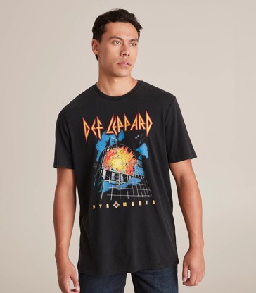 Def Leppard Pyromania Print T-Shirt