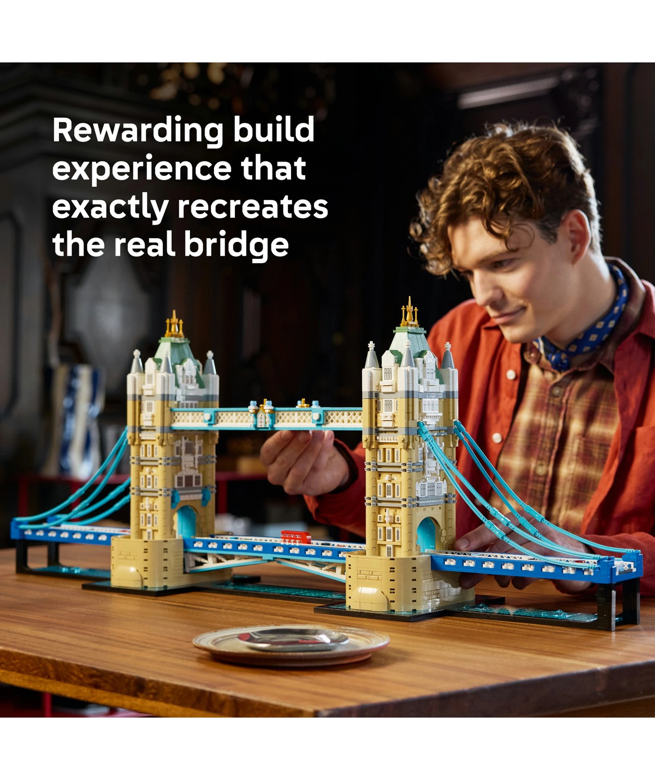 LEGO® Architecture Tower Bridge 21067 3 of 5