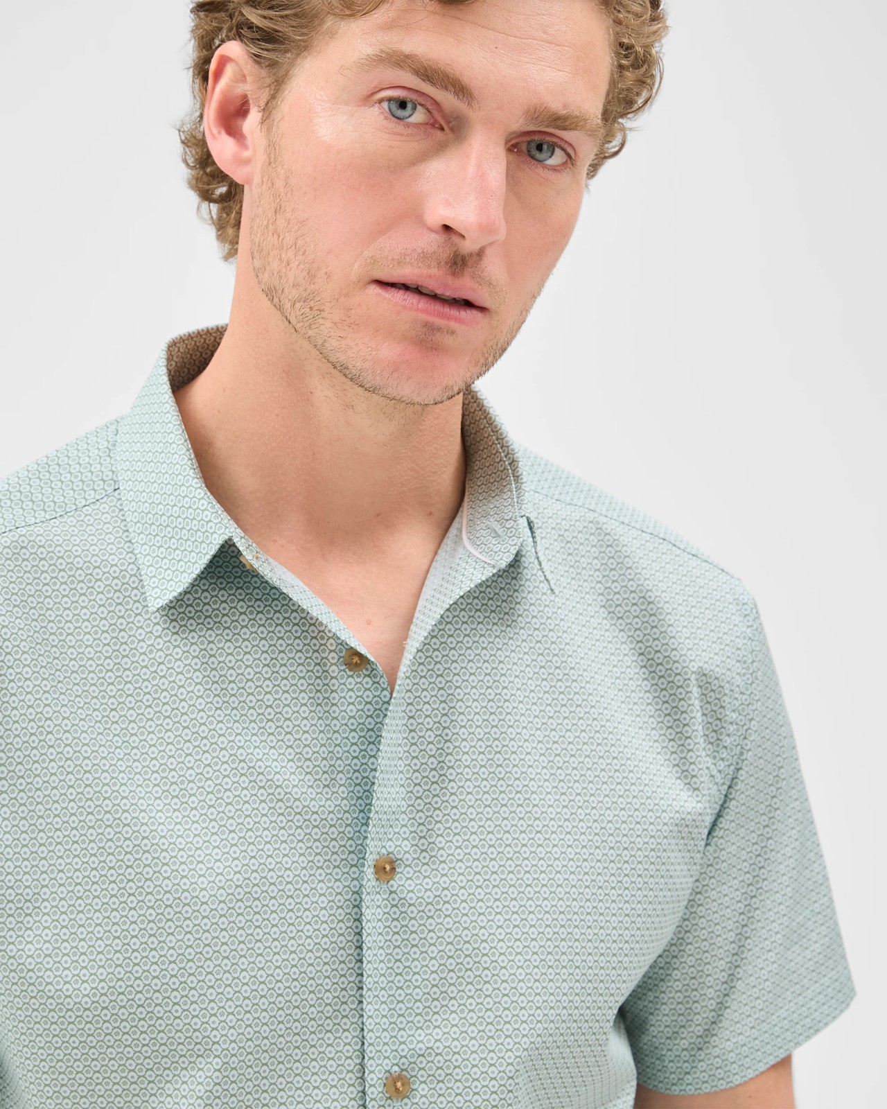 Preview Australian Cotton Short Sleeve Shirt - Floral Tile Sage 4 of 5