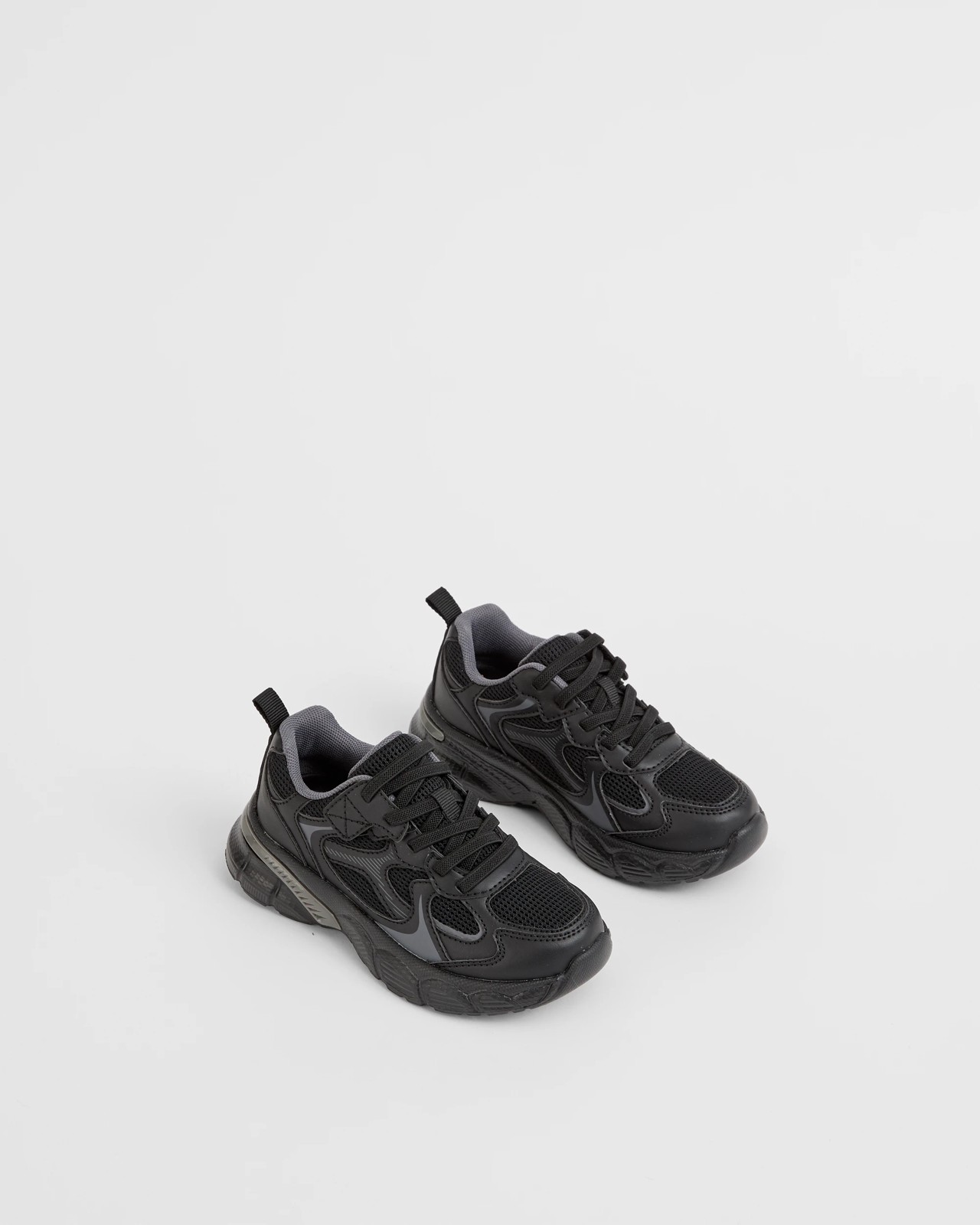 Mesh Trend Sneakers - Black 2 of 3