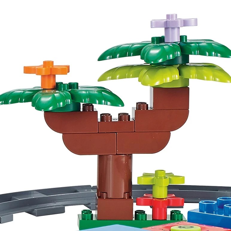 170 Piece Junior Blocks: Railway Station with Motorised Train Playset 4 of 6