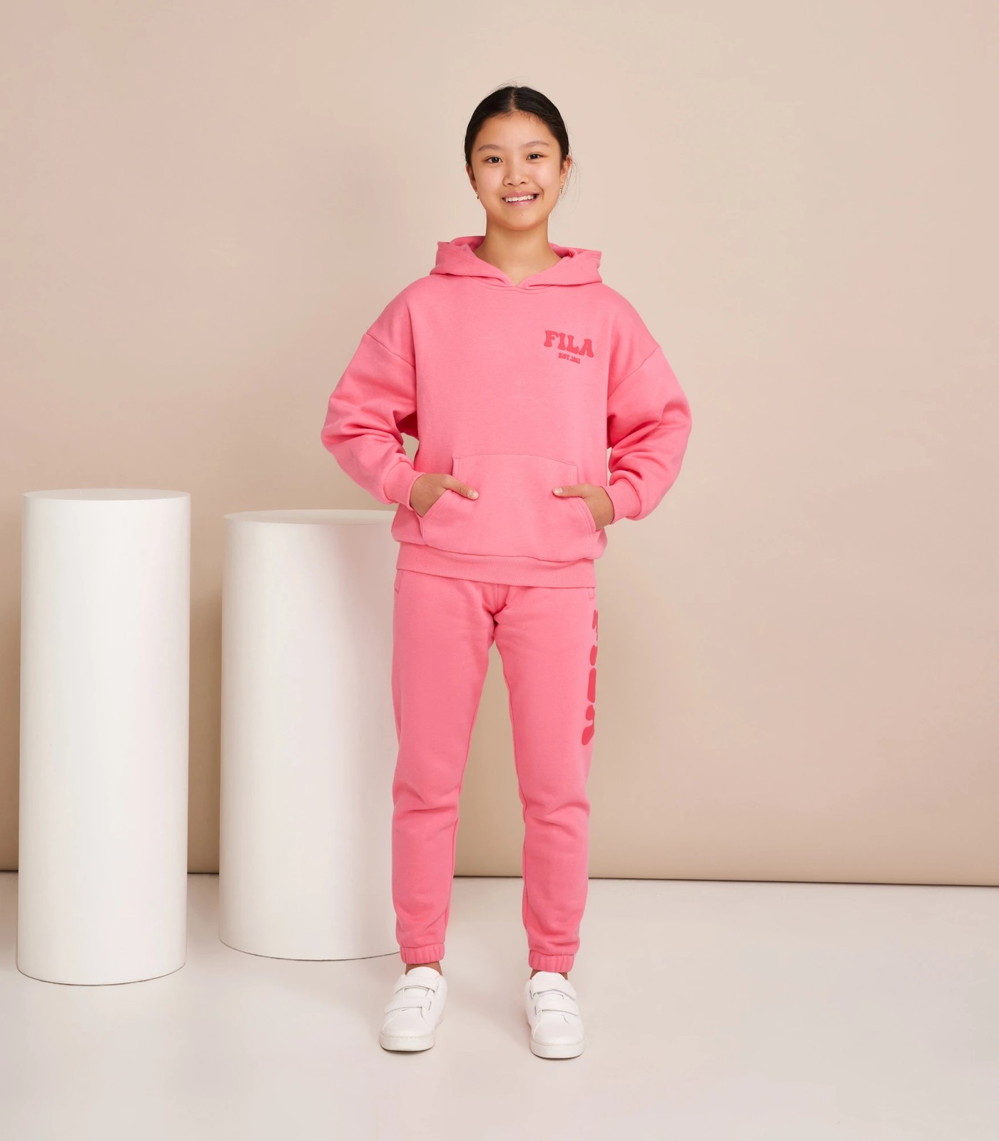 Fila on sale pink tracksuit