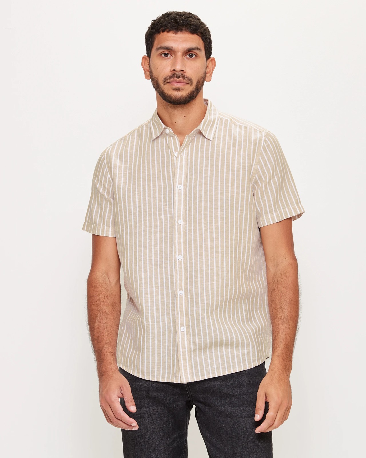 Target short clearance sleeve button down