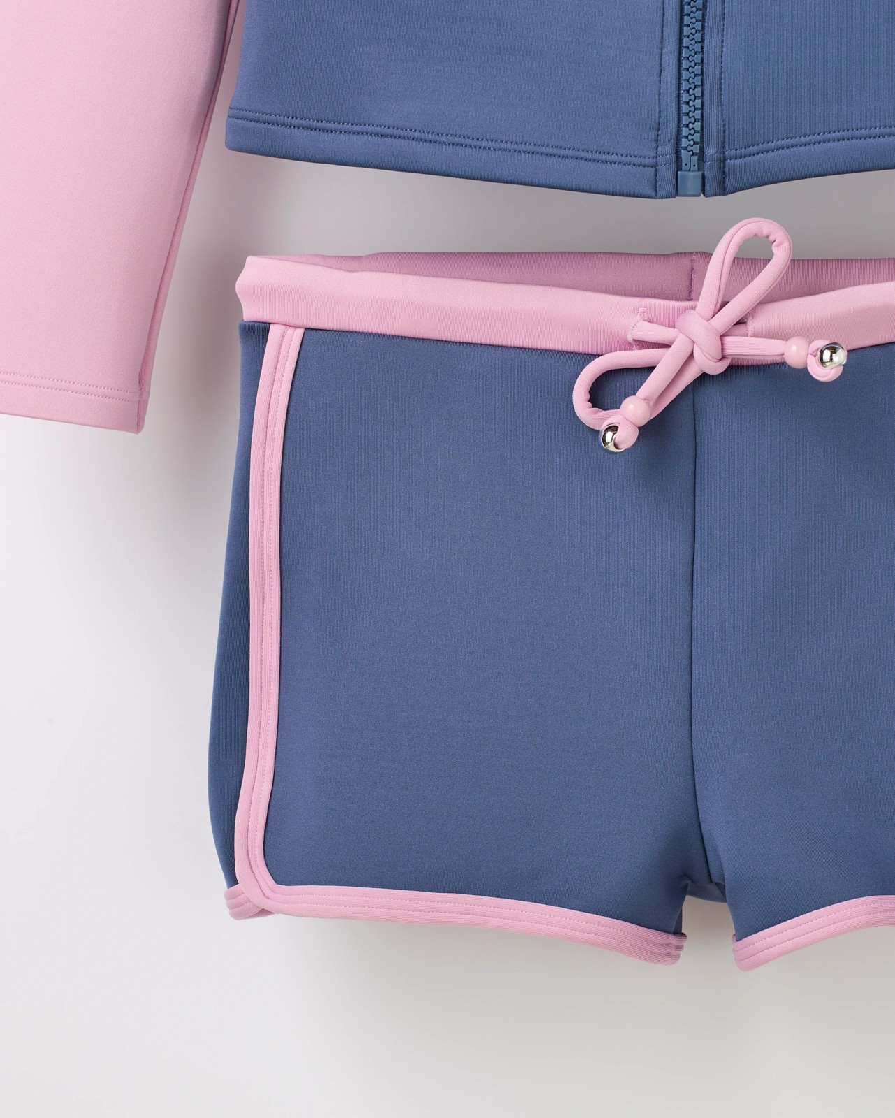 320_71725444_3+320T7172