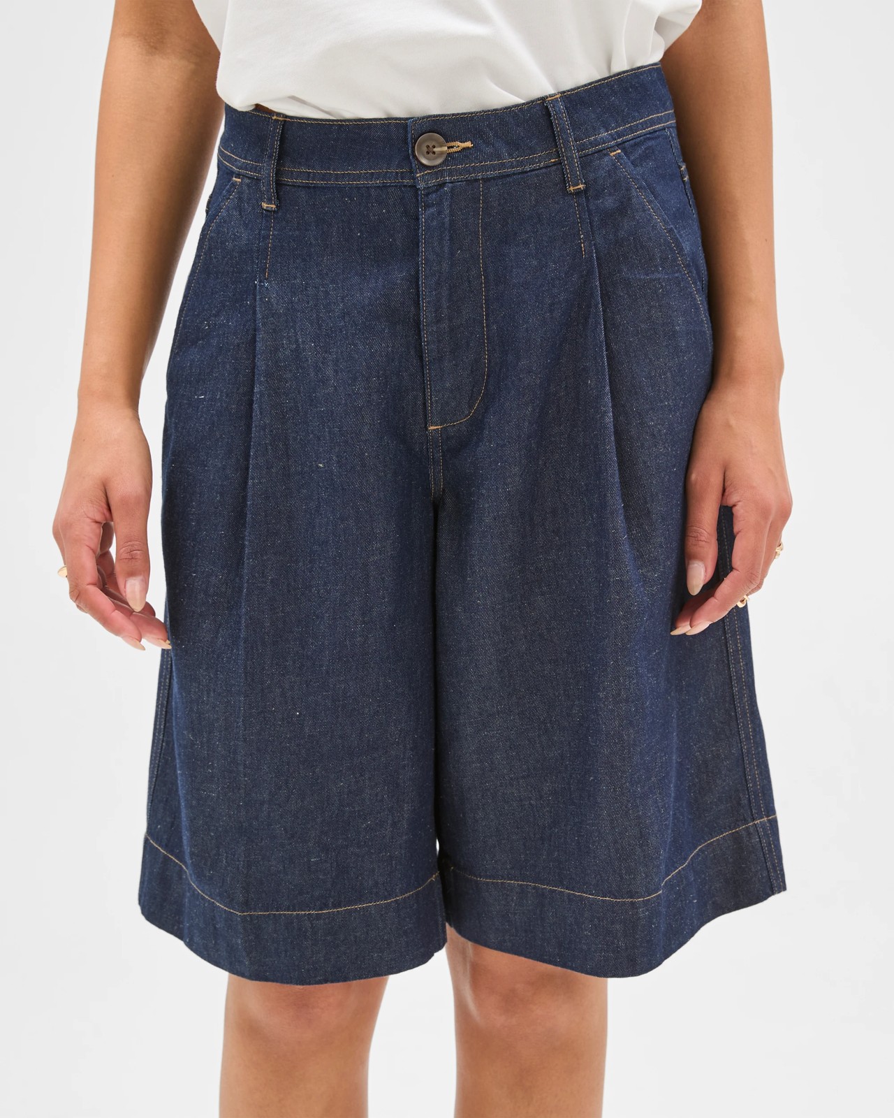 Linen Denim Bermuda Shorts 5 of 5