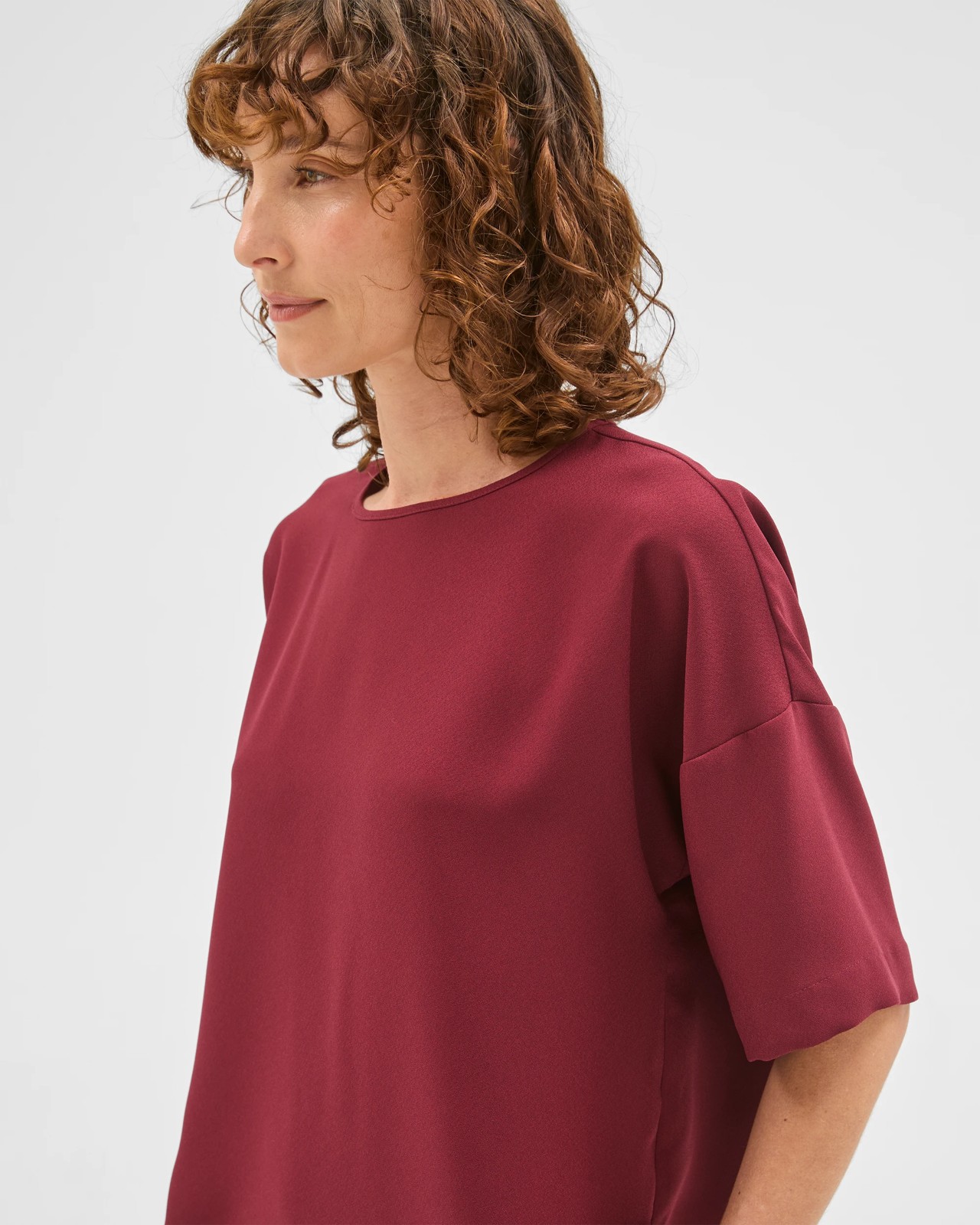 Preview Simone Crepe Boxy T-Shirt - Sangria 4 of 5