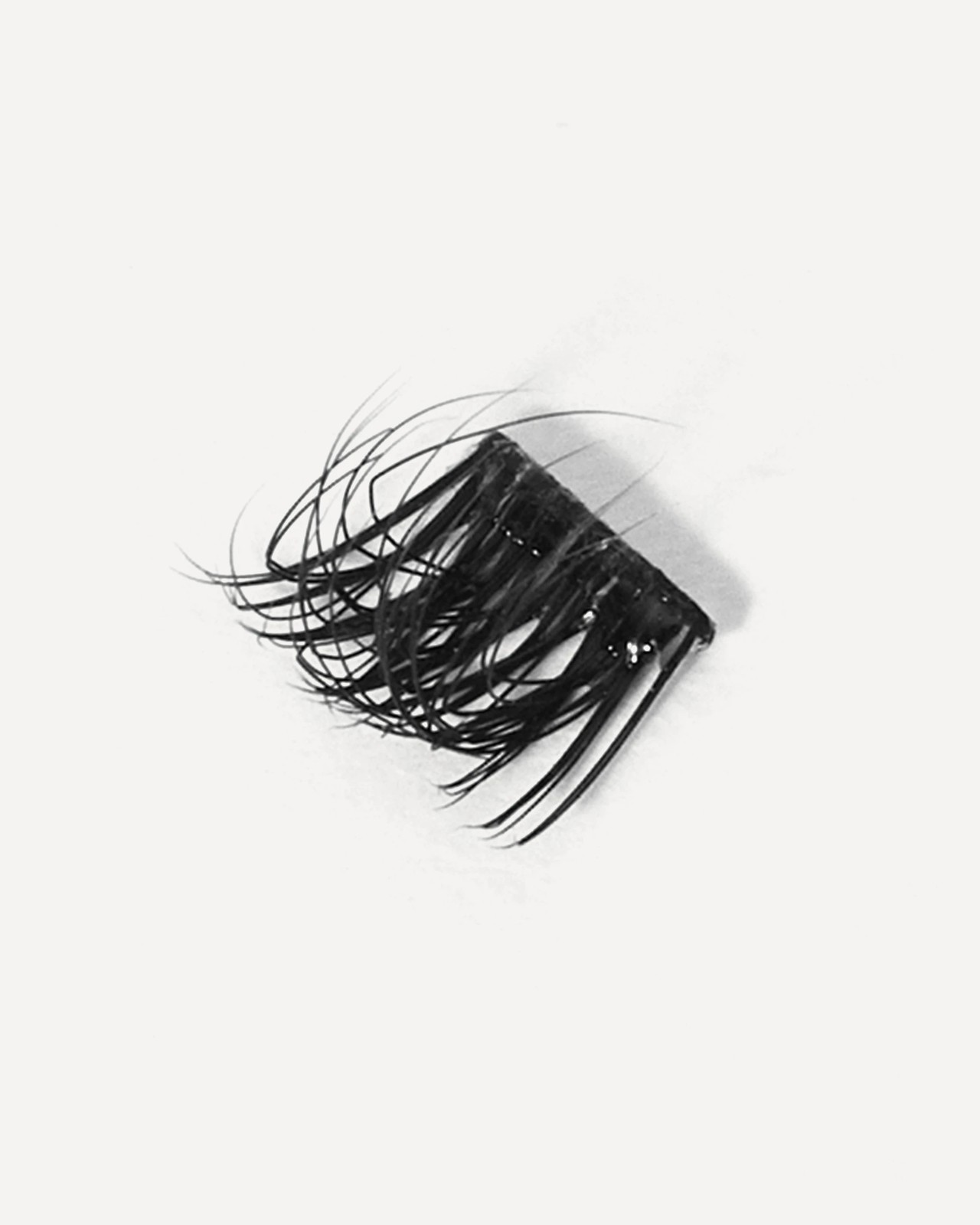 OXX Beauty 30 Pack Pre-Glued False Lashes - No. 144 3 of 5