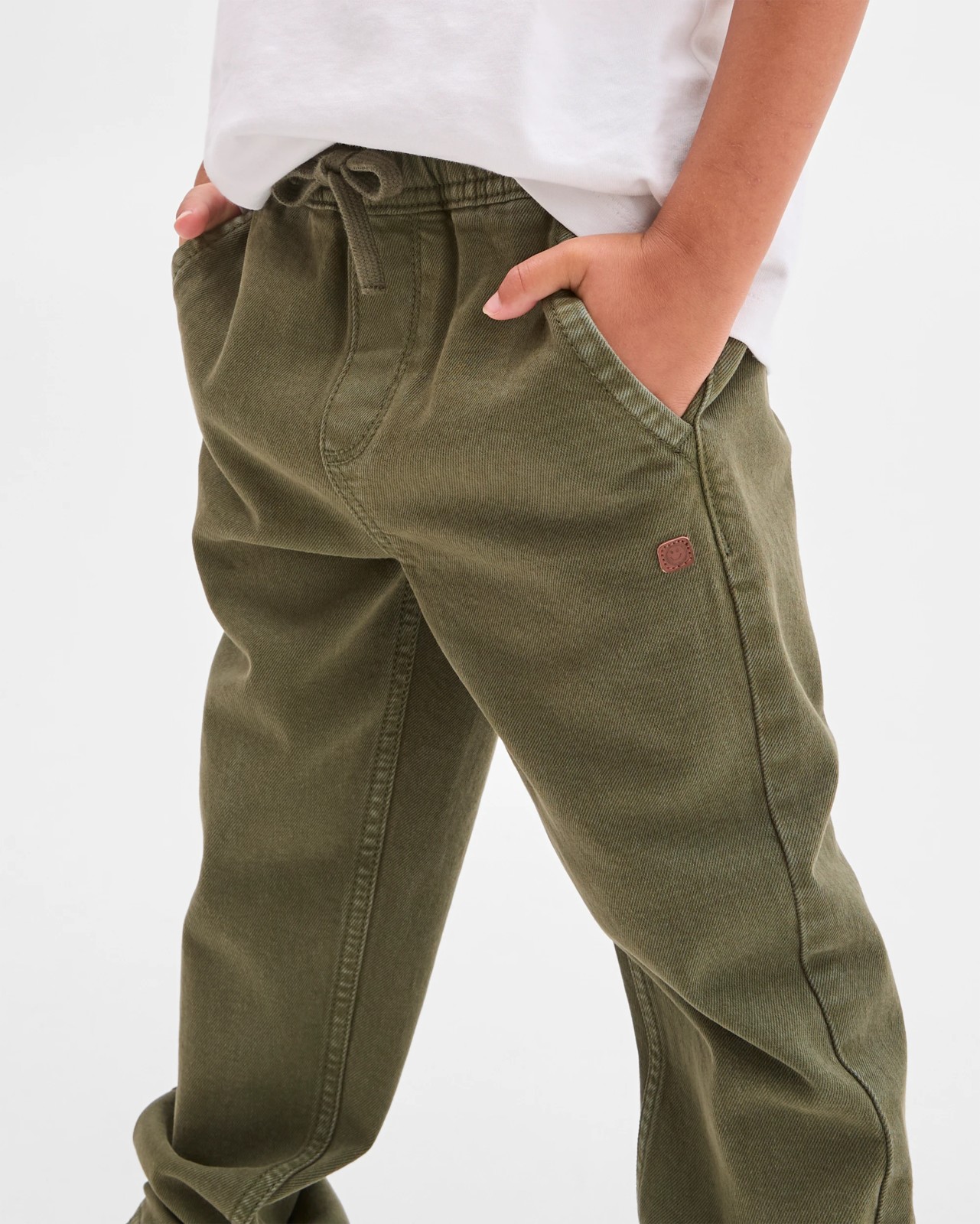 Elastic Waistband Loose Fit Denim Jeans - Khaki 5 of 6