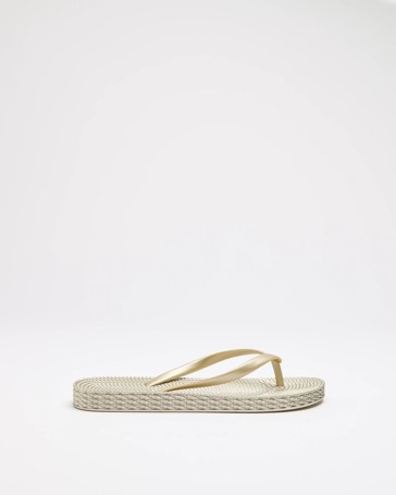 Womens Textured Metallic Thongs