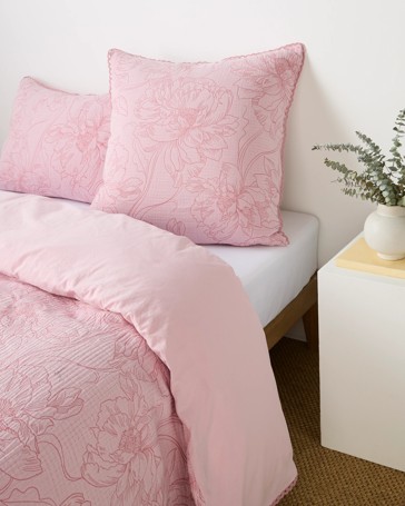 Dyna Floral Textured European Pillowcase