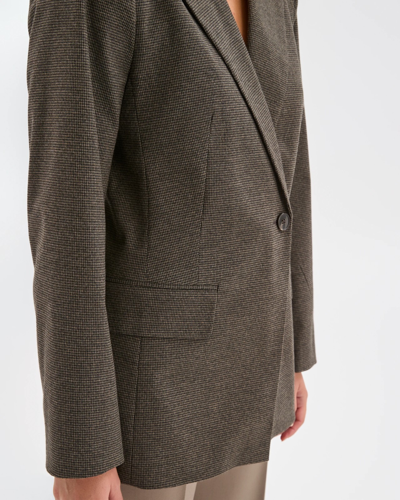 265_72341759_6+265T7234