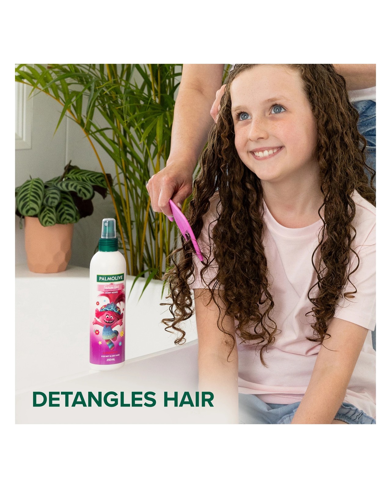 Palmolive Fashion Girl Detangling Spray - Rose Kisses 4 of 6
