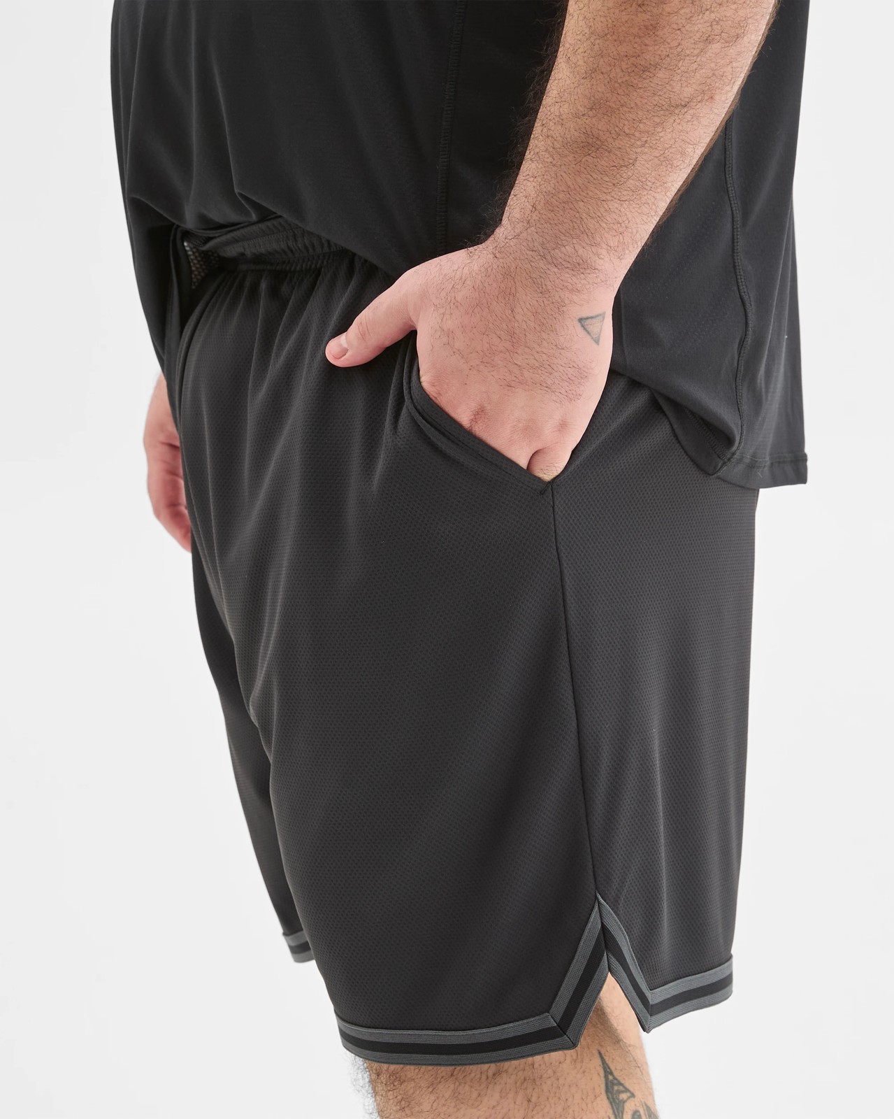 415_71897318_4+415T7189