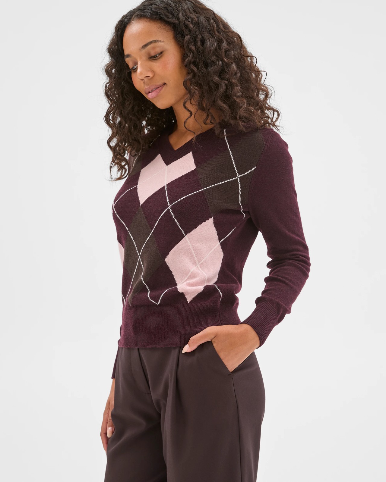 Preview Argyle V-Neck Jumper - Pinot 5 of 5