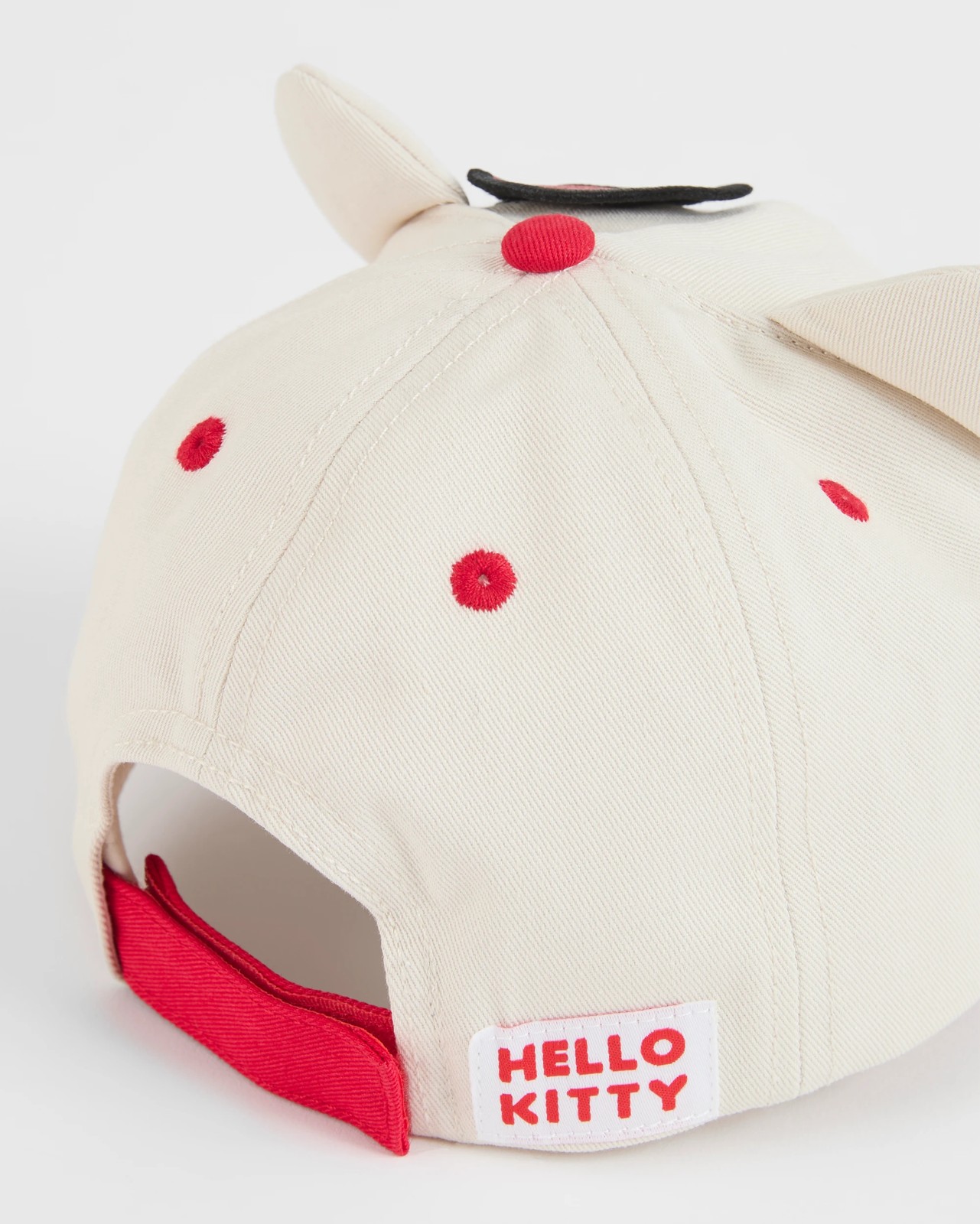 160_72120385_2+160T7212