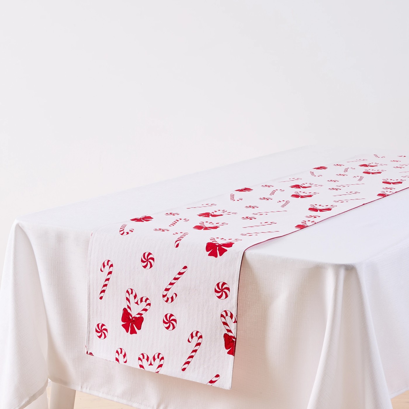 Anko Candy Hearts Table Runner 3 of 6