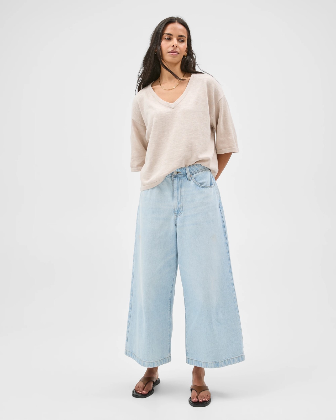 Australian Cotton Blend Boxy V-Neck Knitted T-Shirt - Pebble 2 of 5