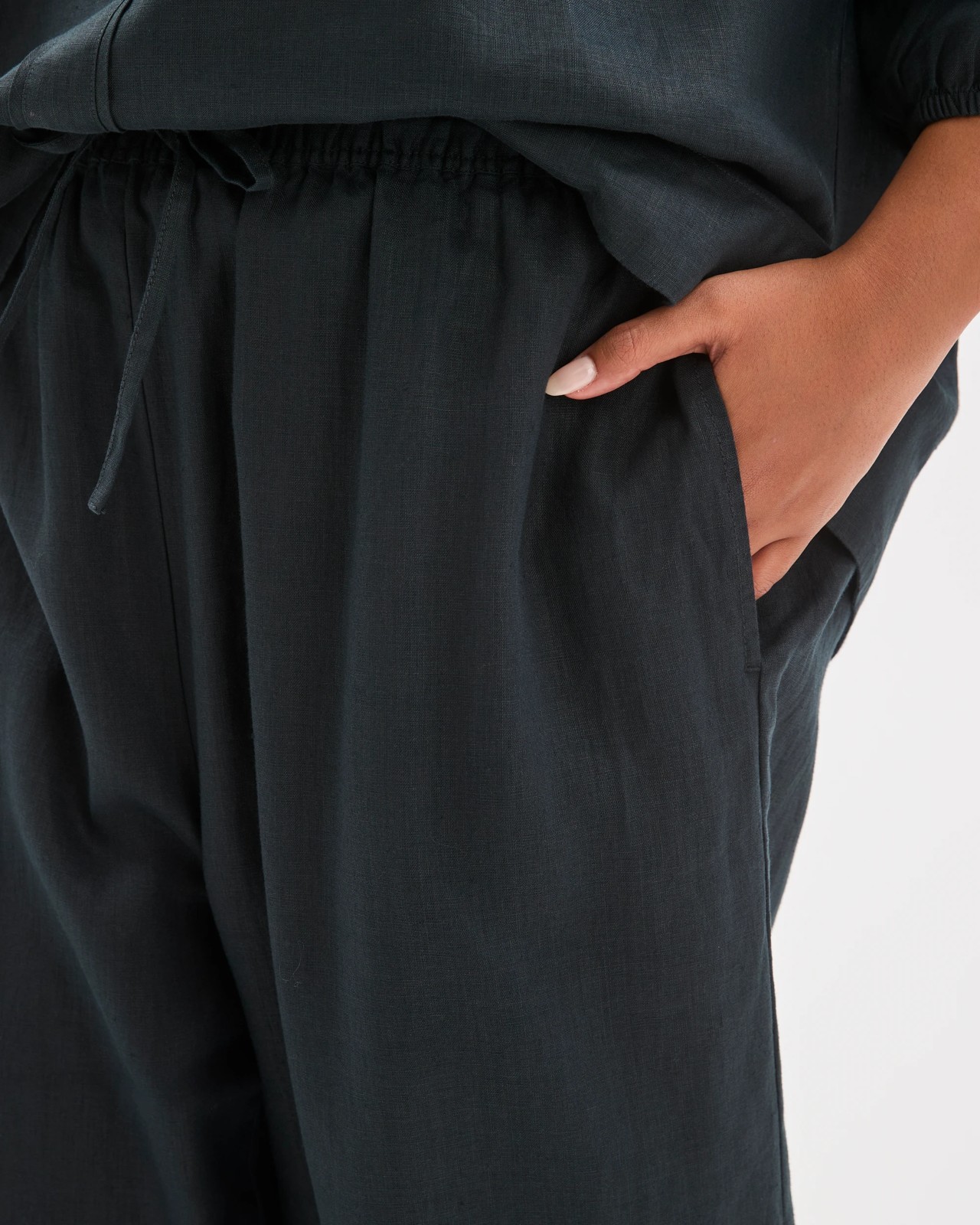 Plus Size European Linen Wide Leg Pants - Black FNA 5 of 6