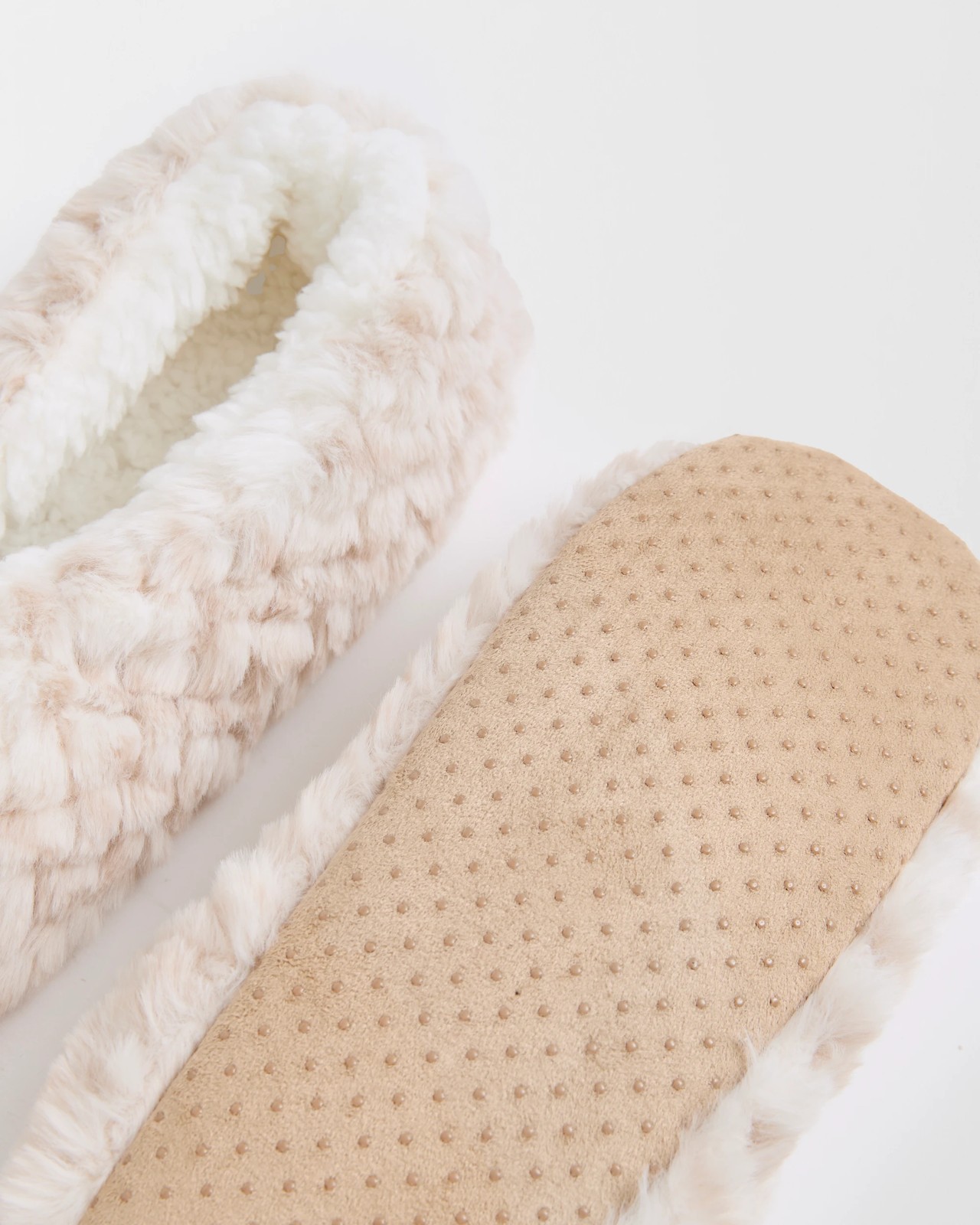 Burnout Sherpa Heart Sockette 2 of 3