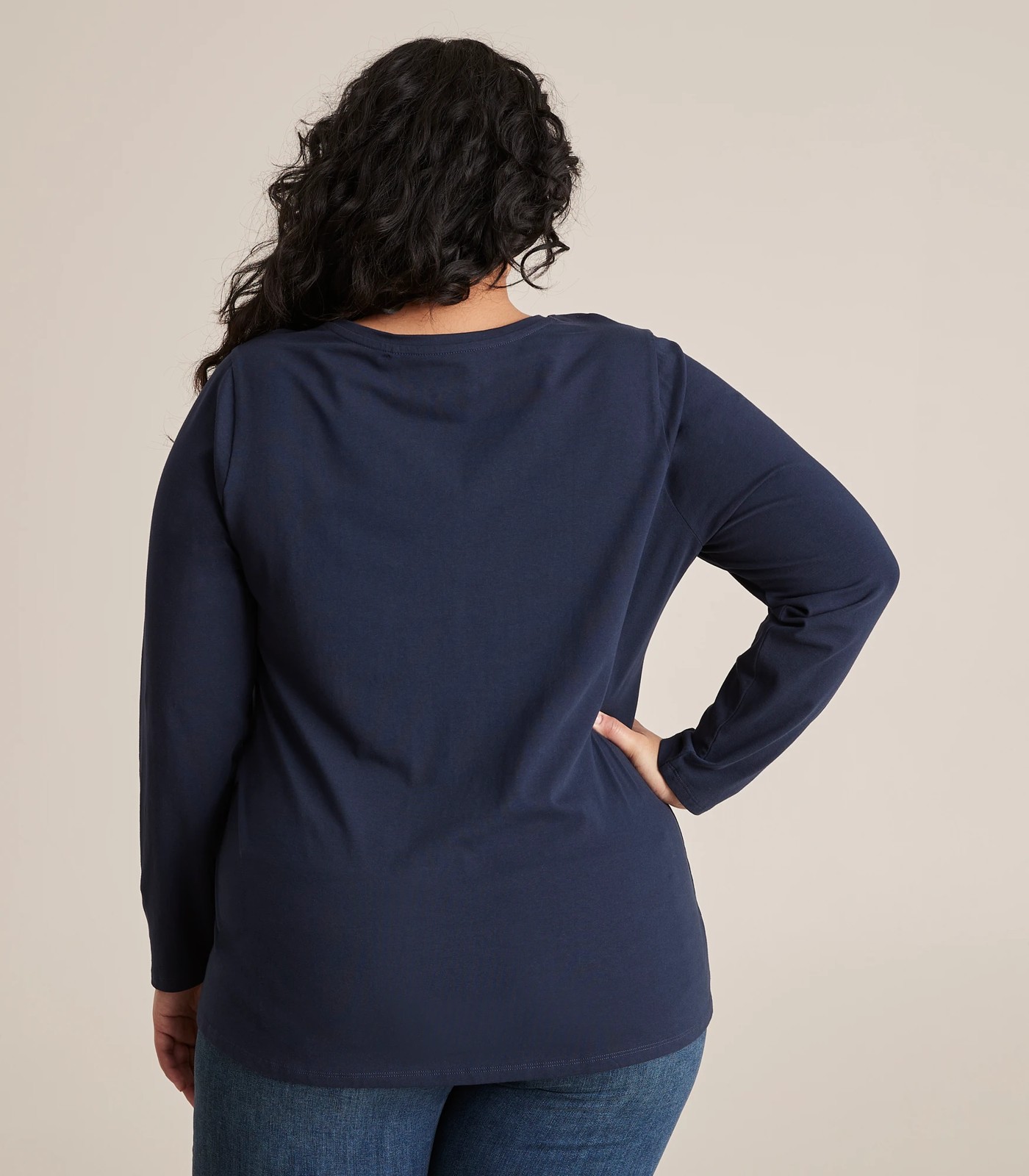 Curve Organic Cotton Long Sleeve T-Shirt 3 of 6