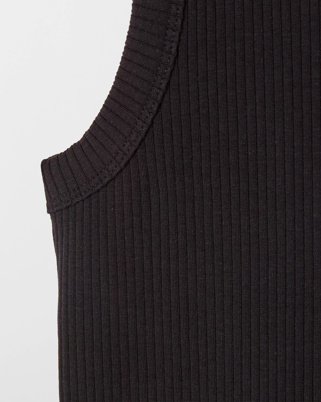 320_71969190_2+320T7196