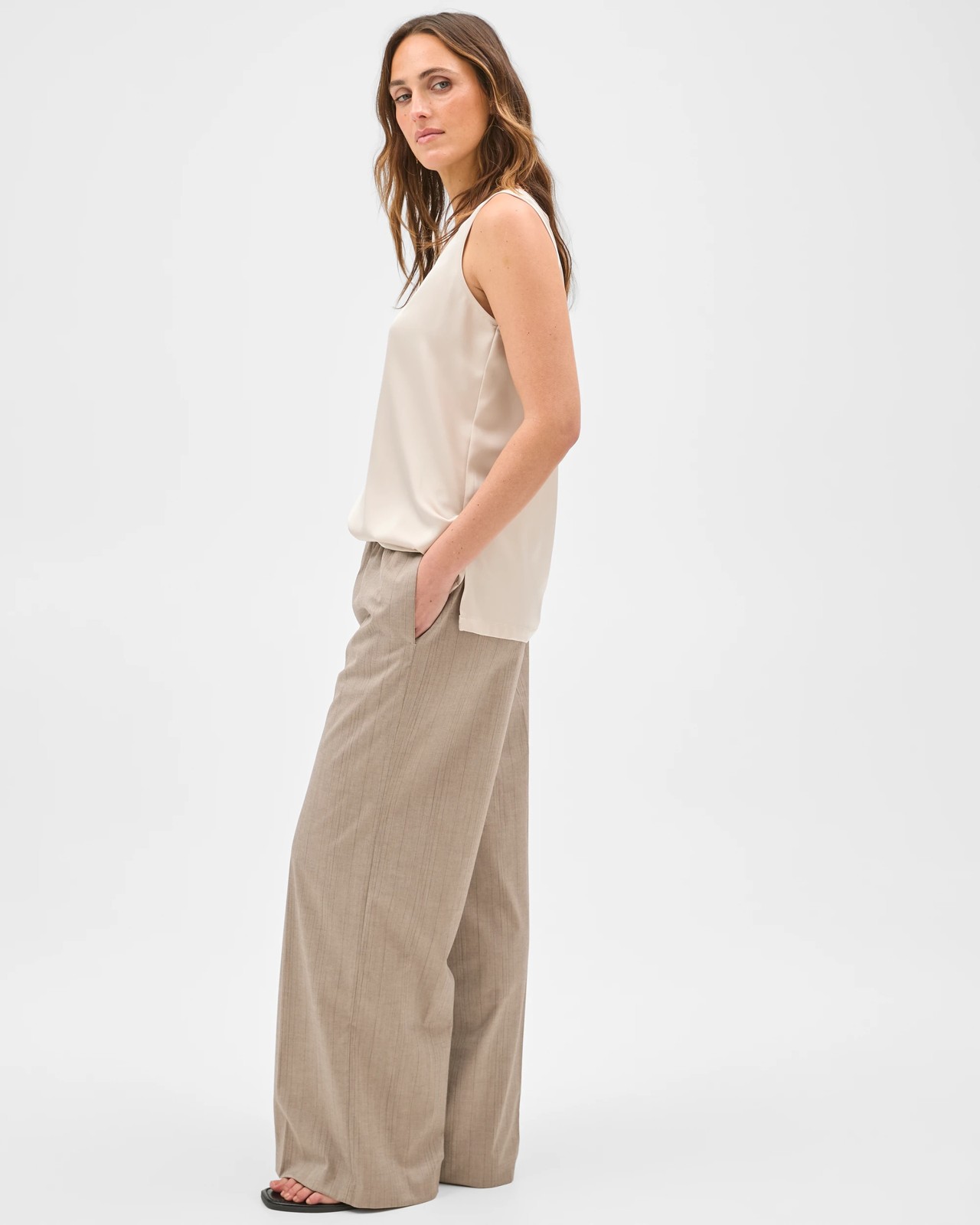 Preview Elastic Waist Tailored Pants - Parchment Broken Stripe 3 of 5