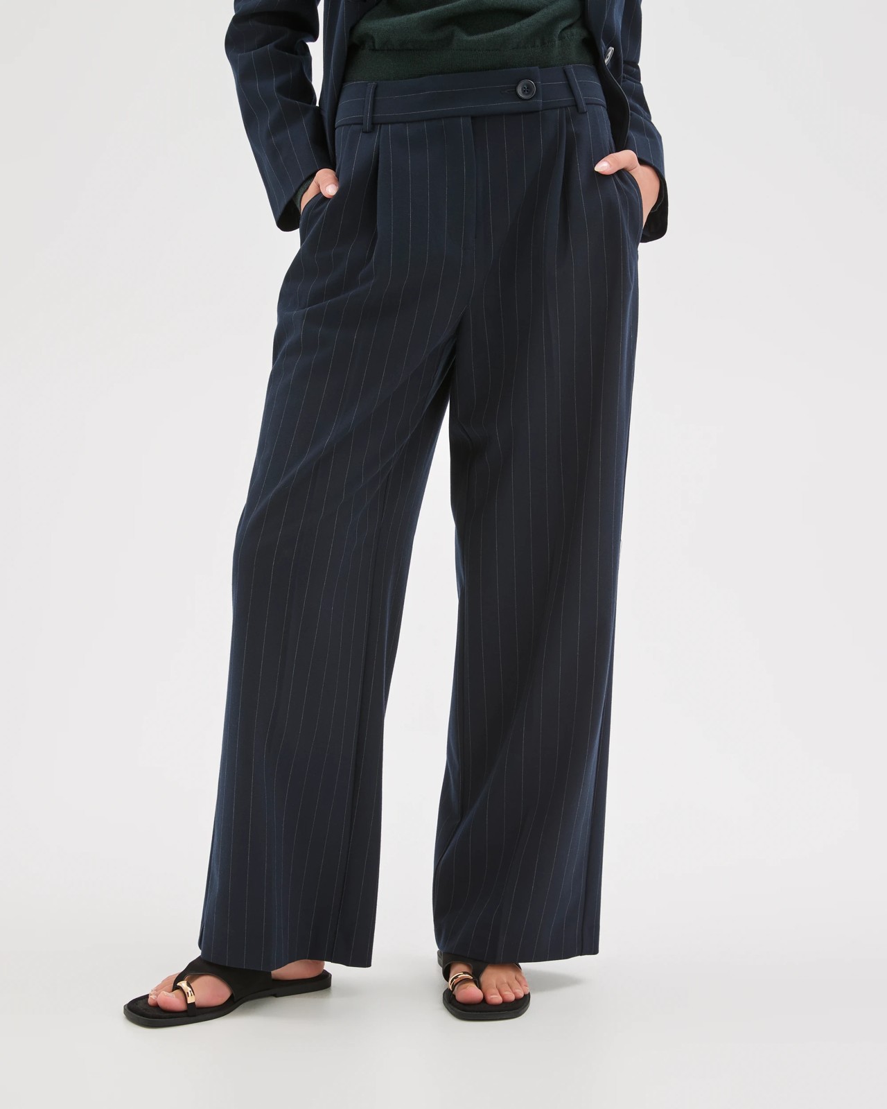 290_72428849_7+290T7242