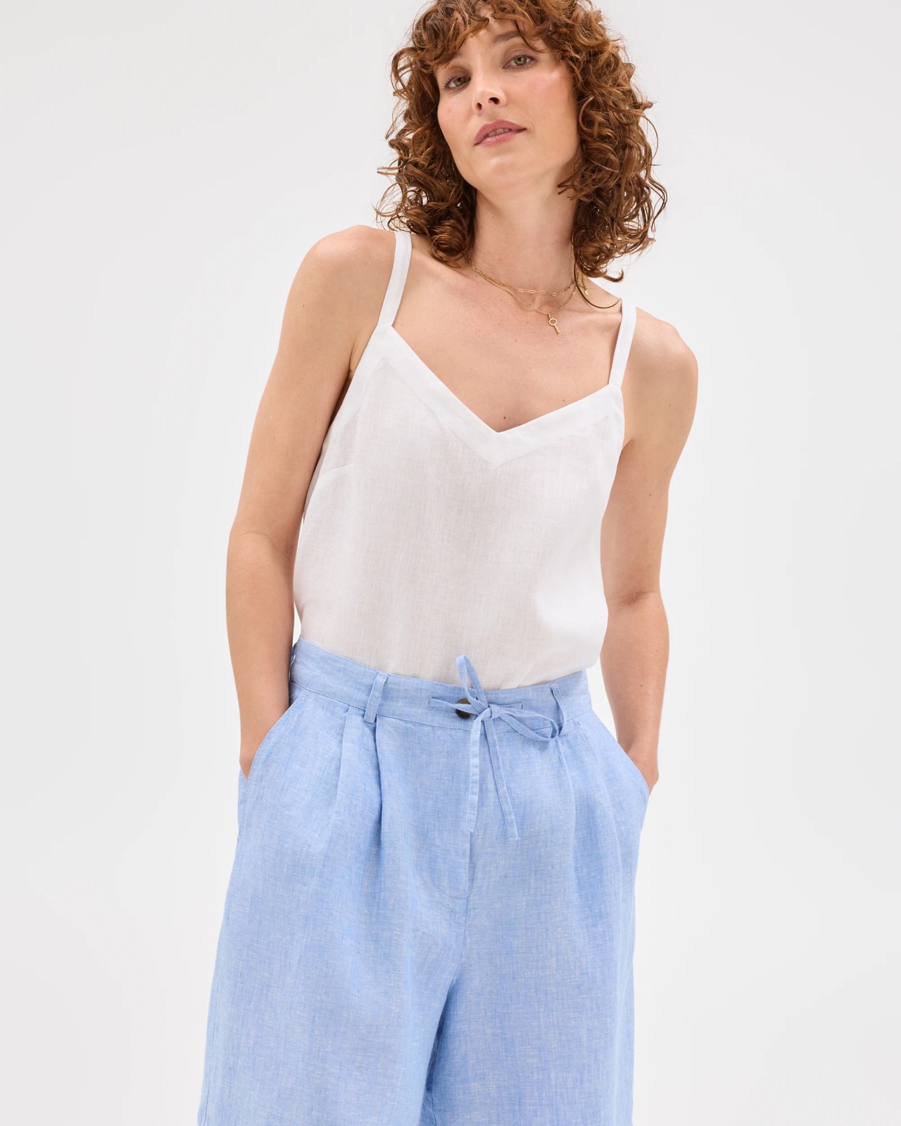 European Linen Bermuda Shorts - Blue Bouquet 5 of 6