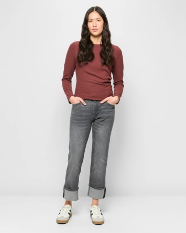 Mid Rise Ankle Length Slim Cut Turn Up Denim Jeans
