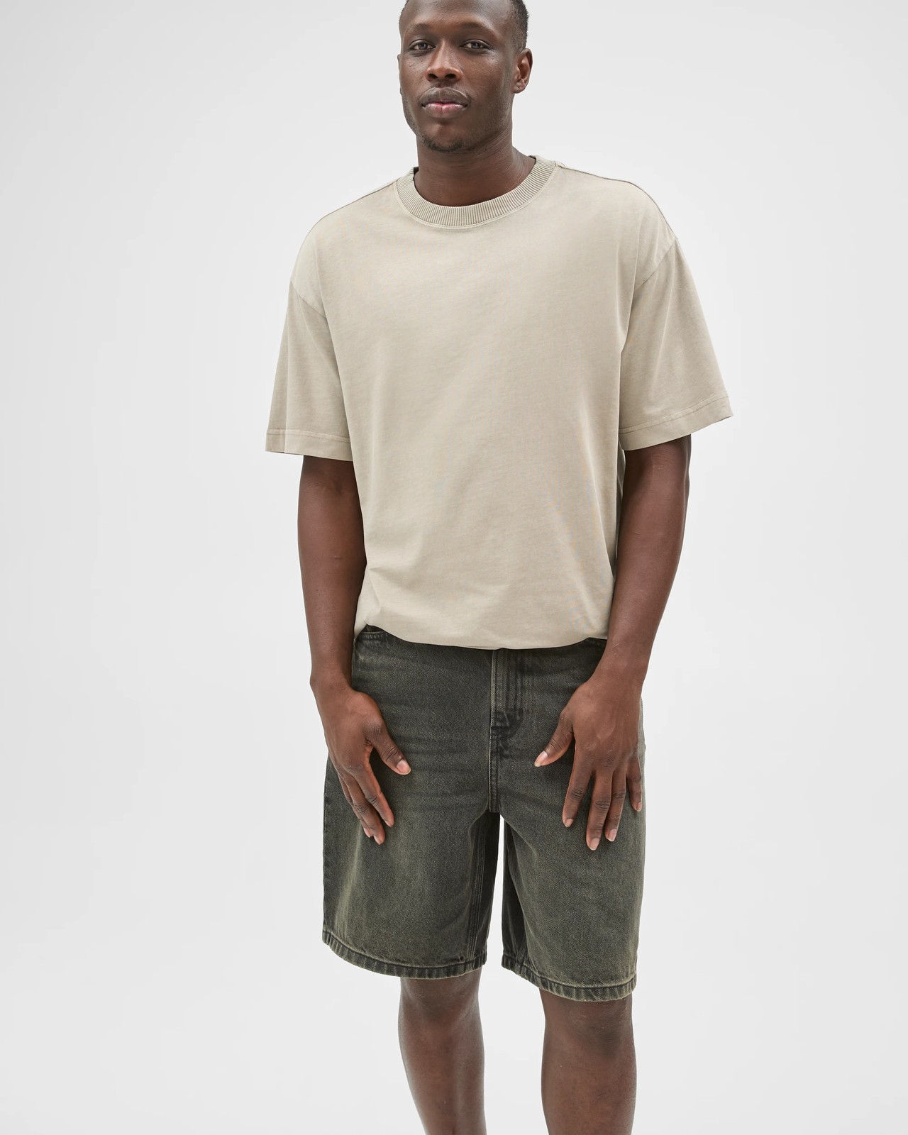 Commons Loose Fit Denim Shorts 3 of 5