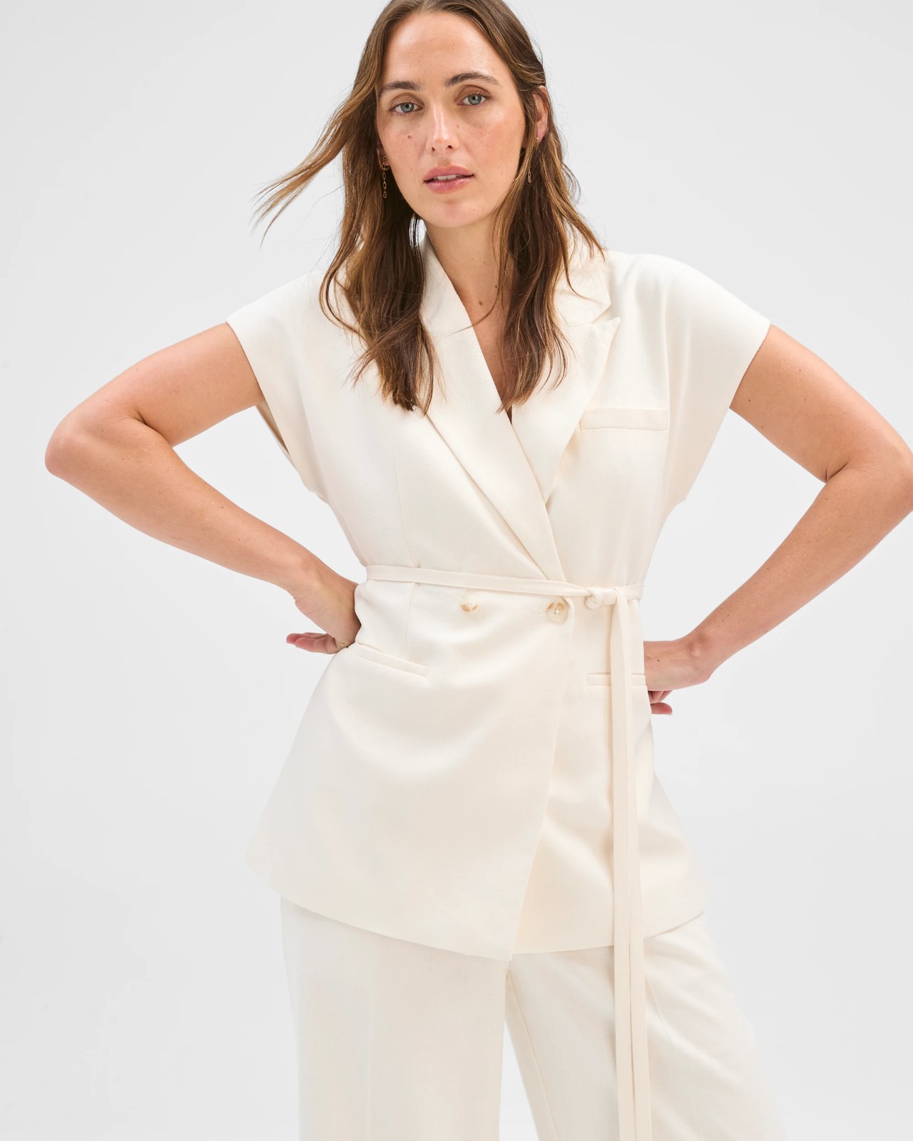 Preview Linen Blend Tailored Tie Waist Vest - Cloud Dancer 4 of 5