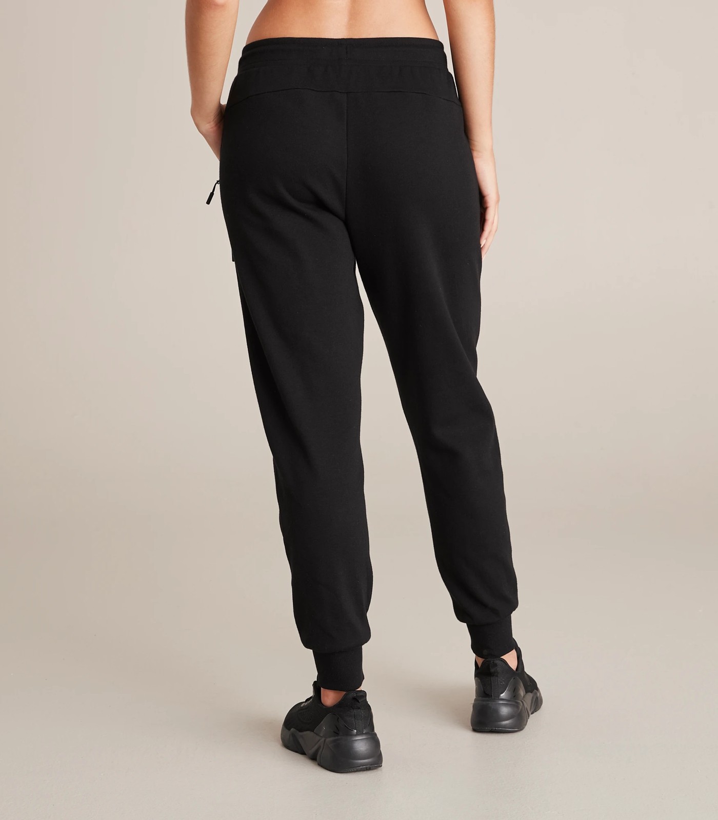 230_67445073_31+235192