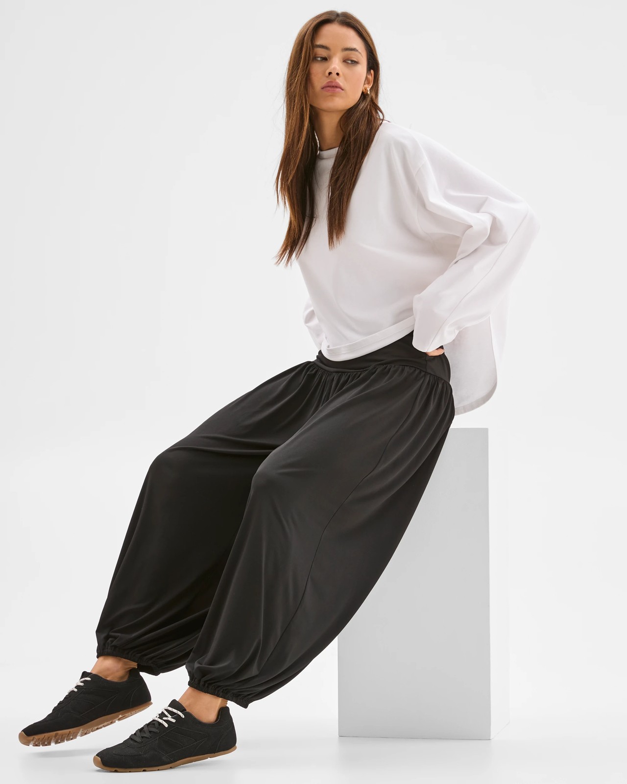 Lily Loves Balloon Pants - Black 2 of 6