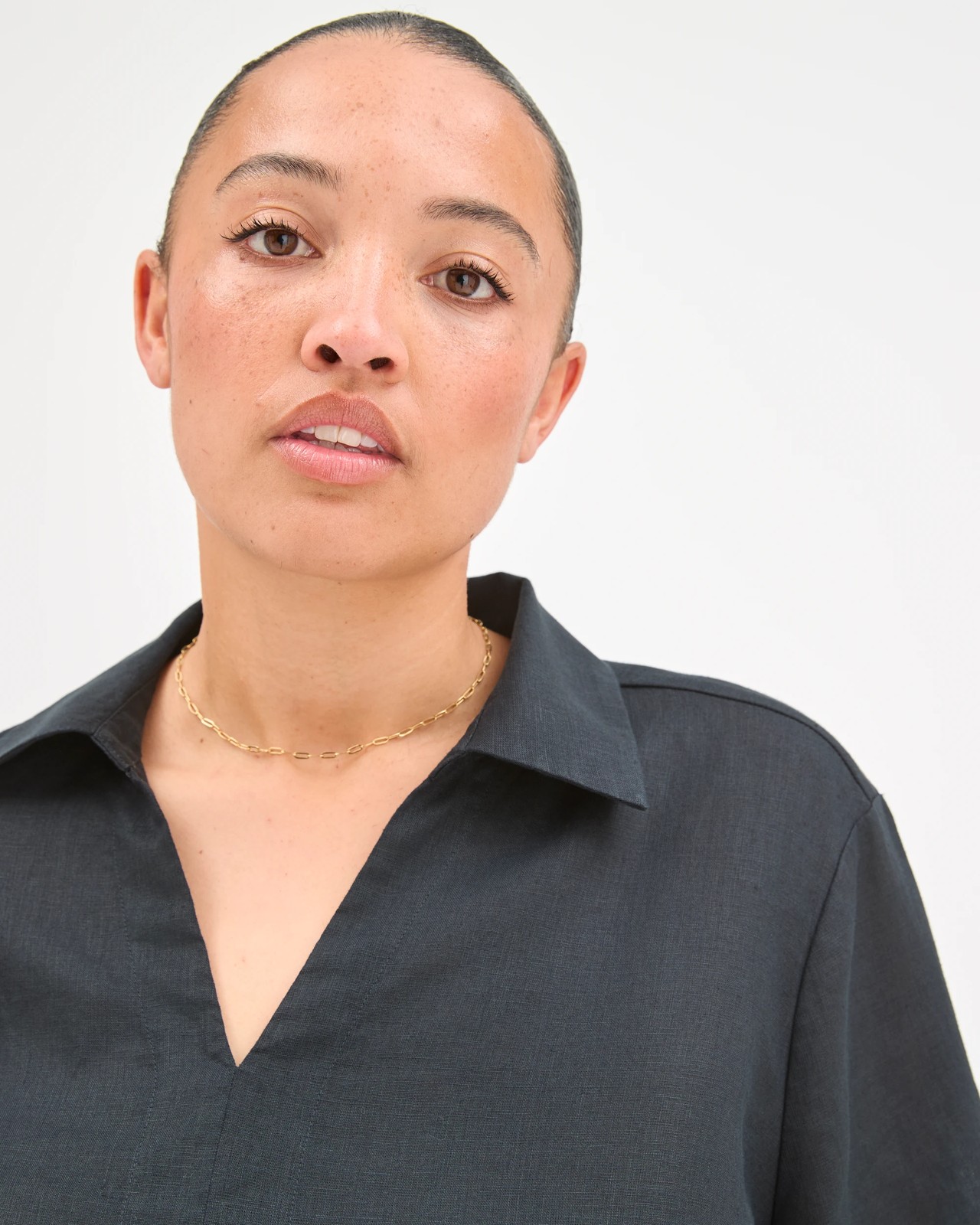 Plus Size European Linen Short Sleeve Popover Top 4 of 5
