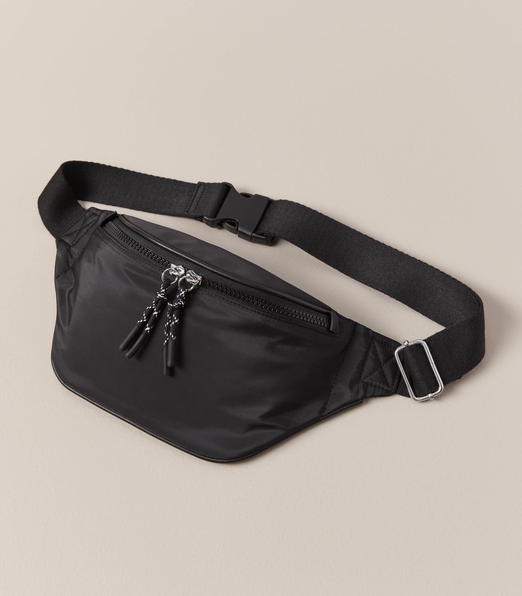 Black bum best sale bag cheap